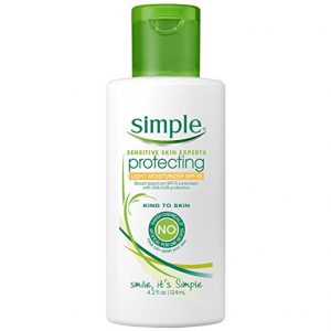 Simple Kind to Skin Facial Moisturizer, Hydrating Moist Spf 15